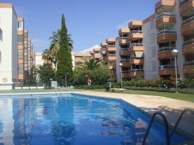 Boooom!!! Apartment With Swimming Pool ซาลอว์ ภายนอก รูปภาพ