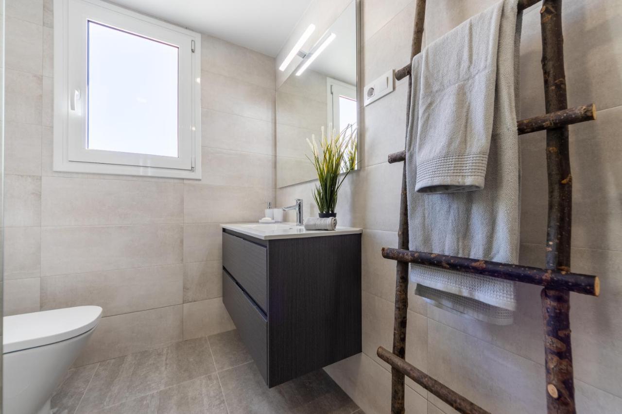 Boooom!!! Apartment With Swimming Pool ซาลอว์ ภายนอก รูปภาพ
