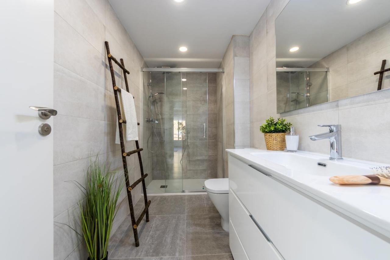 Boooom!!! Apartment With Swimming Pool ซาลอว์ ภายนอก รูปภาพ